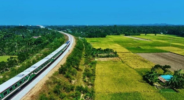 Dhaka to Coxs'Bazar Train